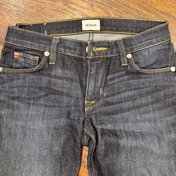 Hudson Super Skinny Krista Jean, size 24. Lightly worn. - Picture 4 of 7